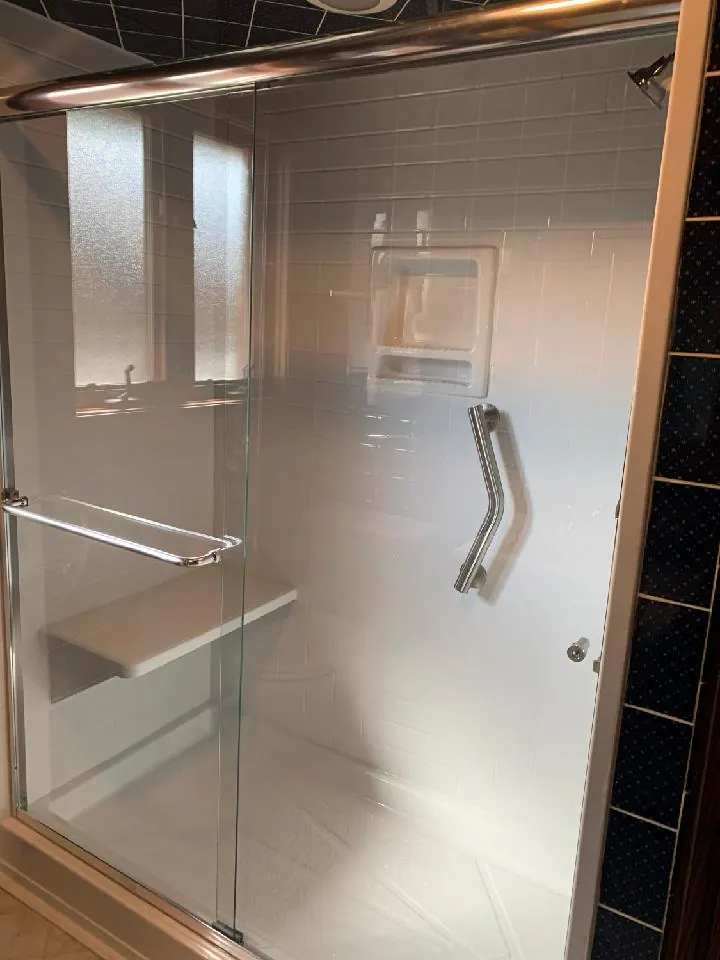 Finished walk-in shower, an Excel install in Chicagoland's south suburbs