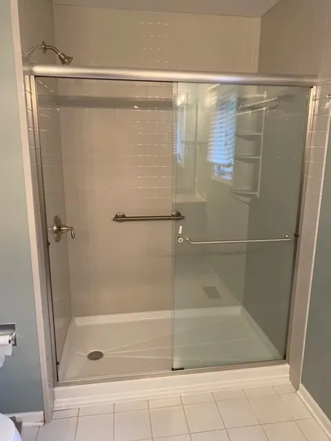 Finished walk-in shower, an Excel install in Chicagoland's south suburbs