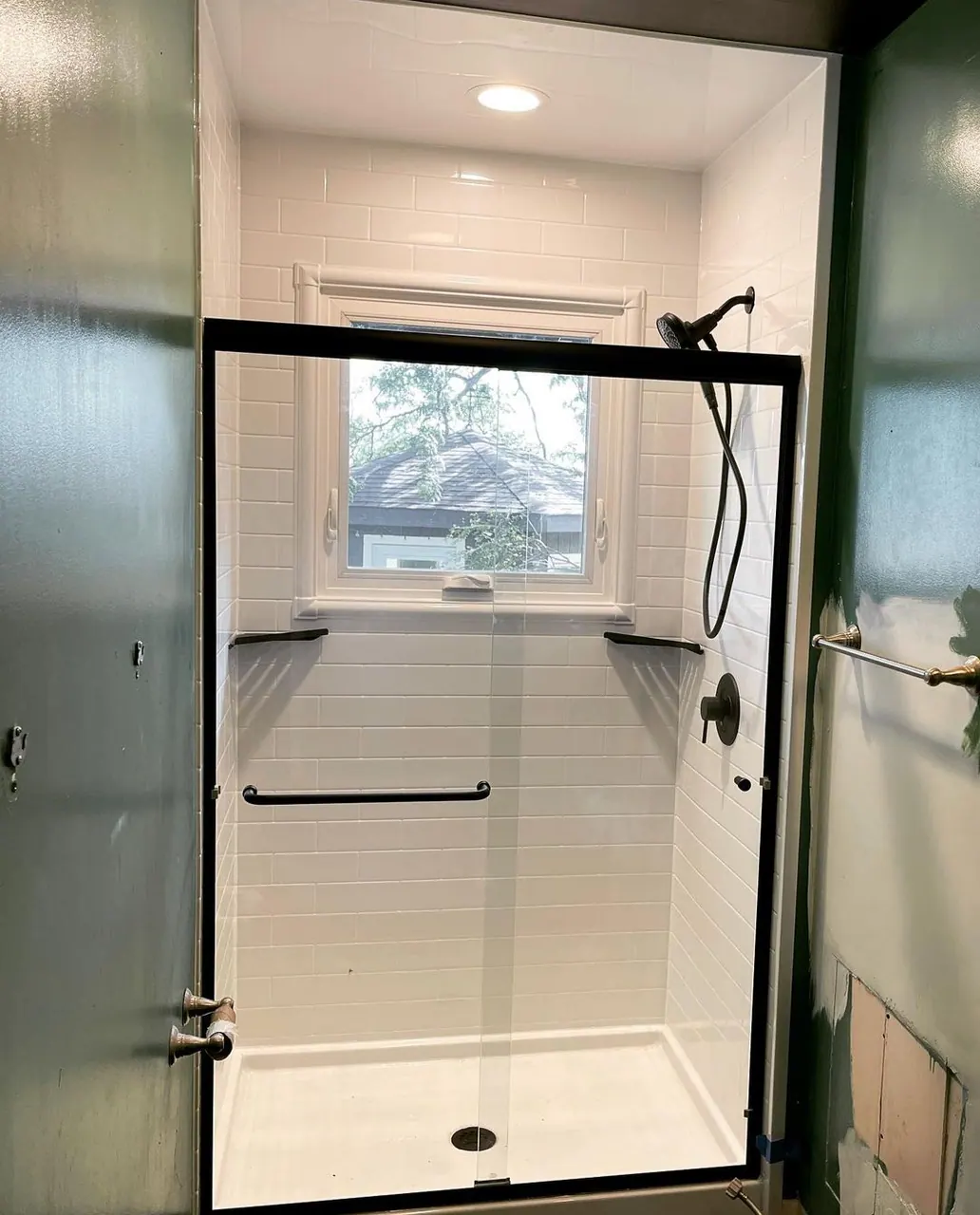 Finished walk-in shower, an Excel install in Chicagoland's south suburbs