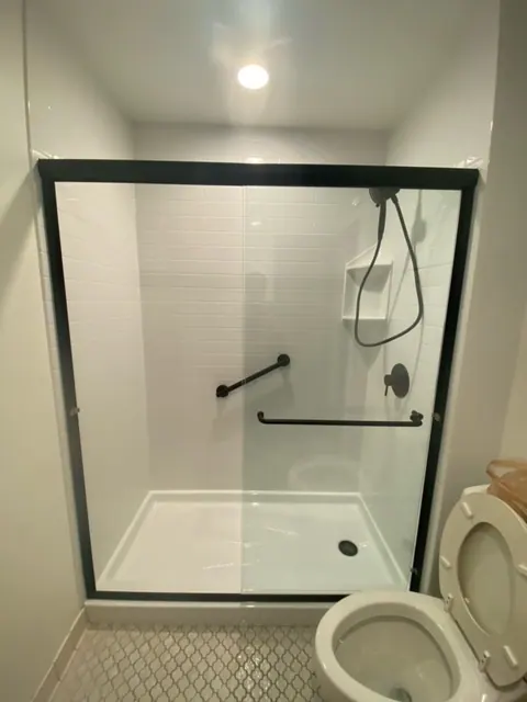 Finished walk-in shower, an Excel install in Chicagoland's south suburbs