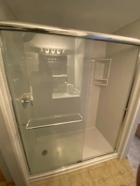 Finished walk-in shower, an Excel install in Chicagoland's south suburbs