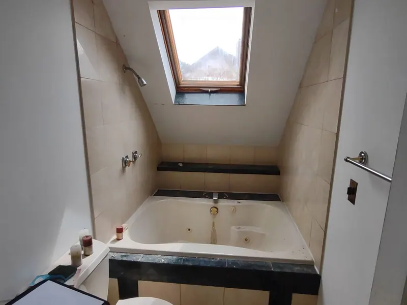 Walk-in shower — before